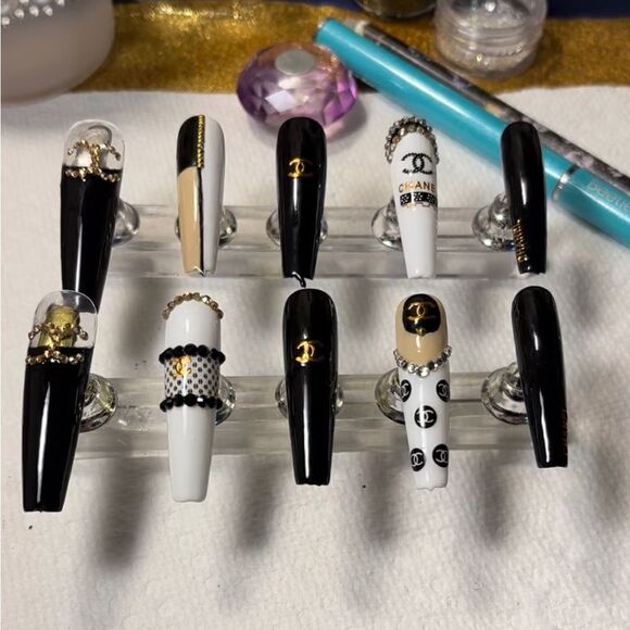 Bad and BOUGIE gel pressons - Picture 3 of 11